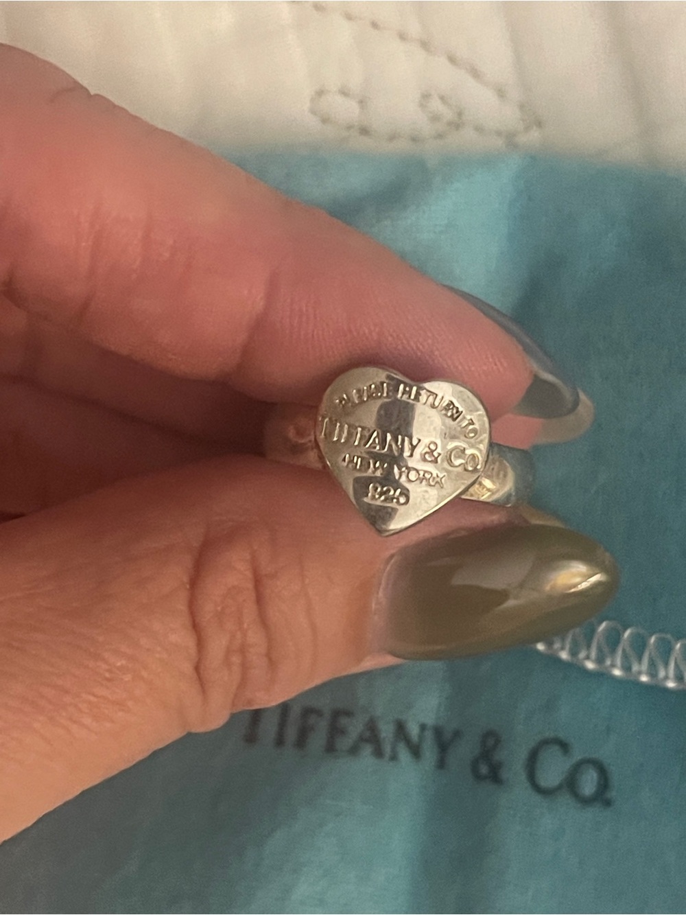 Tiffany & Co. Sterling Silver Heart Tag Ring Return to Tiffany Vintage 2000s